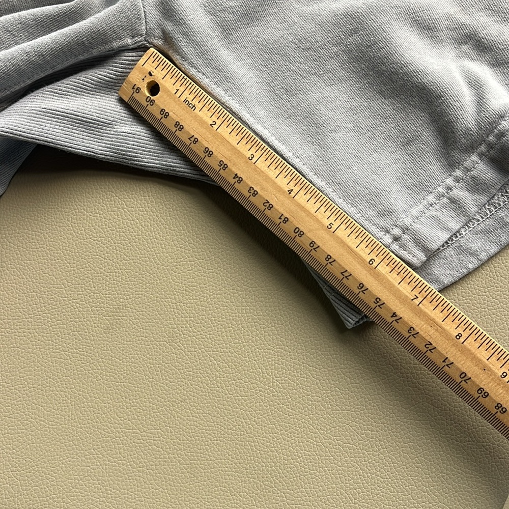 The North Face Light Gray Fleece Drawstring Shorts - Picture 3 of 9